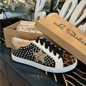 NIB La Sheila fashion sneaker sz 6 and 7
